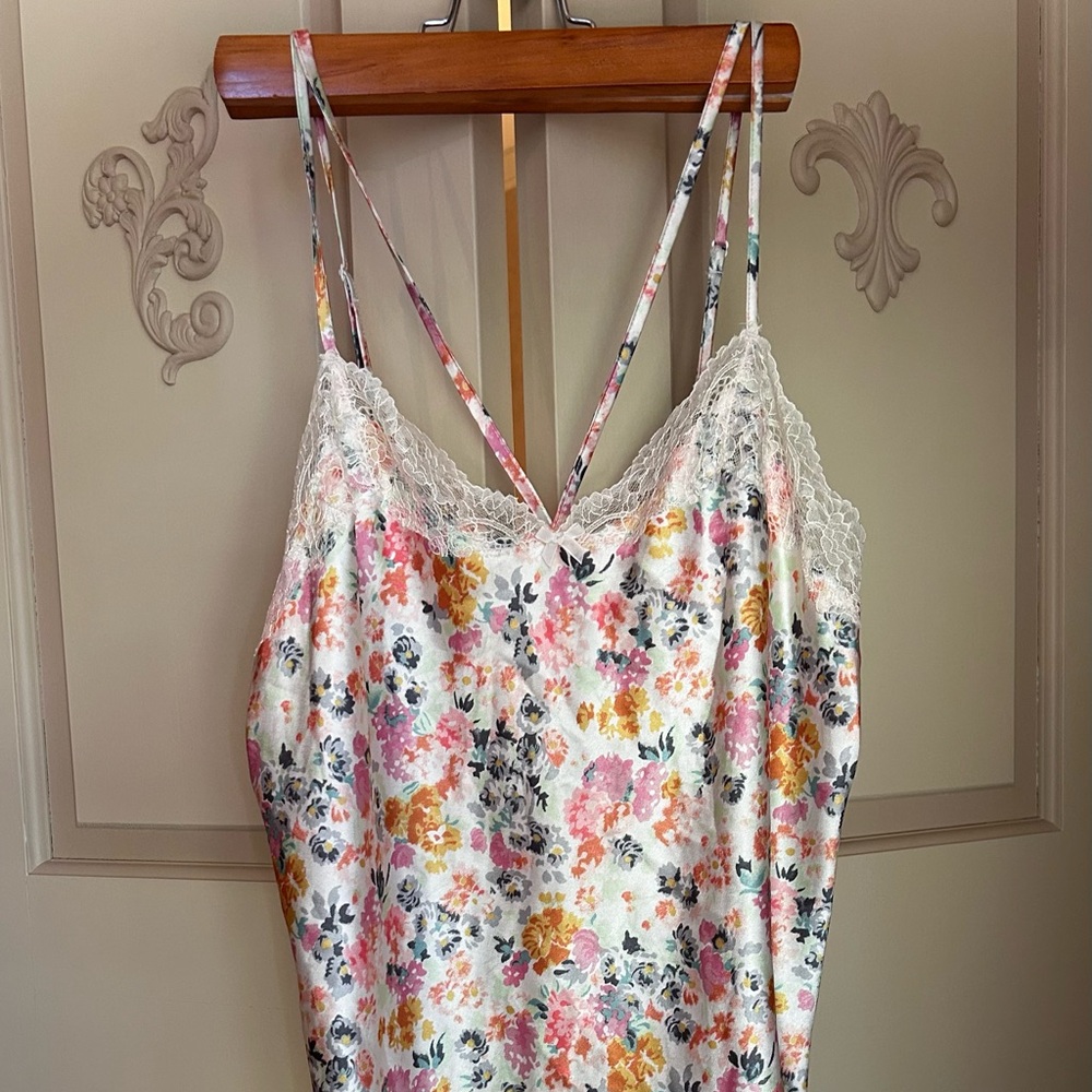 Victoria’s Secret Pink Floral Chemise Nightie with Lace Trim, Size M